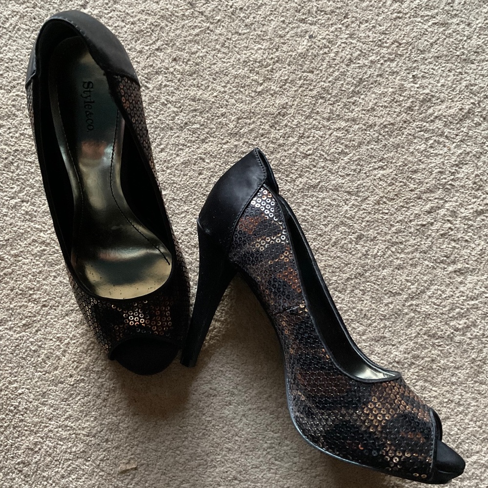 Brown Leopard Print Heels, Open Toe - image 1